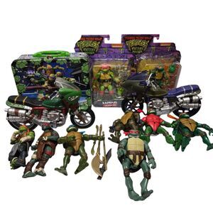 Teenage Mutant Ninja Turtles Action Figures And Motorcycles Lot